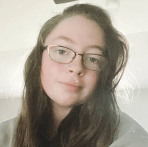 Meet your Posher, Eleni